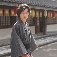 日本傳統和服男士浴衣浴袍睡衣家居服cos寫真服裝棉麻透氣黑白條  露天市集  全台最大的網路購物市集 歷史價格詳細信息