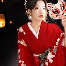 正統中式點心全書：師承香港傳奇料理大師：從知識到實作、從技巧到手法，完整而專業的全面教程 歷史價格詳細信息