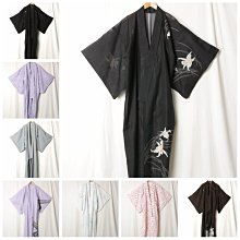 日本古董vintage孤品 肌理感綠色銅花瓶 高16.9cm 口徑6.2cm 肚徑20.9cm 底徑9cm 器型飽滿，線條流暢，沉甸甸很有分 歷史價格詳細信息