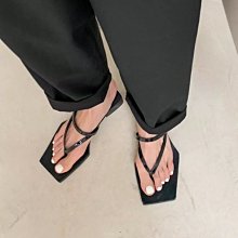 ►DR.DESIGN│DR34289-小眾 尼龍布 抽繩兩用 側背/後背包 大容量輕便肩包 柔軟夾棉手提包 軍綠/米白/灰/黑 歷史價格詳細信息