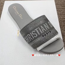 DIOR 新款鎏金蝴蝶CD珍珠胸針 這壹期的蝴蝶美得像藝術品般的存在 歷史價格詳細信息