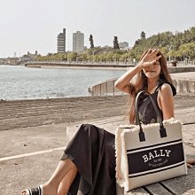 【大折扣預購】23秋冬正品BALENCIAGA Mini Duty Free tote bag白色帆布小款手提包肩背鍊包761303 歷史價格詳細信息