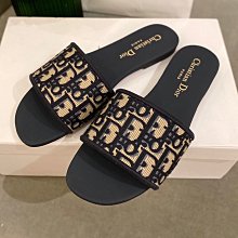 歐美名牌~【BCBG MAXAZRIA】黑色都會簡約風OL西裝外套~AG5 歷史價格詳細信息