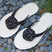 Chanel Camellia Brooch Pintuck 歷史價格詳細信息