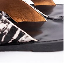 Air麗人穿搭&設計款 uustudio 小眾 小包 小方包 塗鴉 字母印花 手提 帆布包 斜背包 黑 歷史價格詳細信息