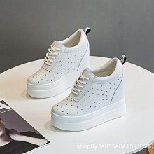 韓版百搭小白鞋女厚底內增高10cm女鞋鐳射皮面低幫鞋無後跟半拖潮 歷史價格詳細信息
