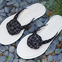 Chanel Camellia Brooch Pintuck 歷史價格詳細信息