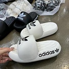 踩屎感柔軟舒適運動減壓除臭鞋墊(1雙入) 款式可選【小三美日】DS014150 歷史價格詳細信息