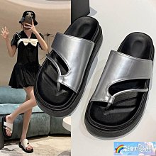 銀底優雅細緻水鑽馬眼寶石大小葉型皇冠類似髮箍新款珍珠水鑽巴洛克天鵝皇冠韓版髮飾 簡約時尚水鑽星星愛心蝴【B-3622 】 歷史價格詳細信息