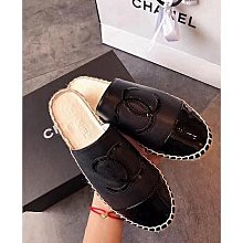 二手正品 CHANEL A31504短夾 小牛皮荔枝紋 黑色 金/銀 扣 零錢包 現貨 歷史價格詳細信息