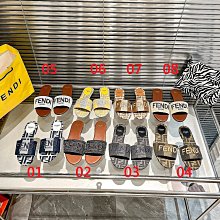 芬迪  fendi   2024新款 圓領 短袖 T恤 體恤 半袖 ，專柜面料 透氣舒適度高，細節無可挑剔，品牌元素設計理念，手感 NO15306 歷史價格詳細信息