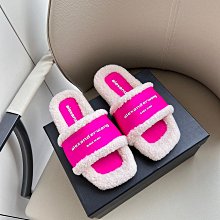 新上架熱銷VT 光面胸針  胸花 大牌同款包包首飾鞋 歷史價格詳細信息