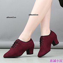 ????熱賣????廣場舞鞋女繡花鞋老北京布鞋軟底舞蹈鞋夏秋四季民族舞紅色跳舞鞋-滿599免運 歷史價格詳細信息