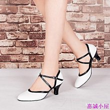 國標舞鞋 恰恰舞鞋 職業跳舞鞋 專業拉丁舞鞋 廣場舞鞋女春夏季新款牛筋軟底中跟透氣交誼舞跳舞鞋女成人舞-滿599免運 歷史價格詳細信息