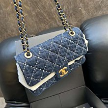 絕版 Chanel香奈兒專櫃贈品皮革小枕手腕墊靠墊高級會員禮遇贈禮 歷史價格詳細信息