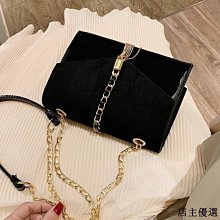 【熱賣精選】網紅小黑包女新款潮韓版百搭斜挎包少女單肩包復古質感小方包 歷史價格詳細信息