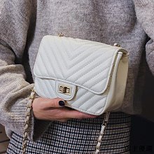 【熱賣精選】上新小包包女新款潮韓版百搭斜挎包chic鏈條單肩包撞色小方包 歷史價格詳細信息