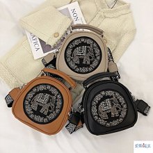 【熱賣精選】新款奔馳E級W213改裝E260LE300LE350L改邁巴赫車標 后尾標正品 歷史價格詳細信息