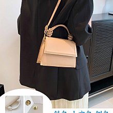 肩背包 側背包 側背包 單肩包 女生包包/精品 斜挎包 斜背包水桶包包女包新款流行韓版單肩寬肩帶百搭時尚斜挎網紅小黑包 歷史價格詳細信息