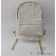 三宅一生 Issey Miyake BAOBAO 小號 肩背包 斜挎包 側背包 男女同款 霧面灰色 歷史價格詳細信息