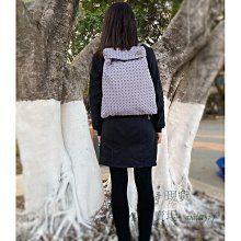 三宅一生 Issey Miyake BAOBAO 經典款 3x5格 斜挎包 單肩包 霧面灰色 男女同款 免運 歷史價格詳細信息