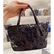 ISSEY MIYAKE 三宅一生 BAOBAO MINI CUBE立方體鑰匙吊飾-深灰 歷史價格詳細信息