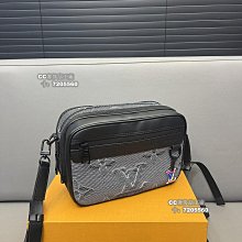 【CC奢侈品工廠】V新款馬銜扣一字拖鞋平底涼拖鞋夏季外穿百搭沙灘鞋35-40 歷史價格詳細信息