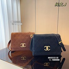 【CC奢侈品工廠】香奈兒雙肩油蠟皮Chanel23B 香奶奶太會做雙肩包了近幾季的雙肩都是聲勢浩大依舊是我熟悉的復 歷史價格詳細信息