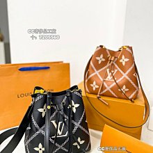 【CC奢侈品工廠】V新款馬銜扣一字拖鞋平底涼拖鞋夏季外穿百搭沙灘鞋35-40 歷史價格詳細信息