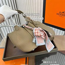 【CC奢侈品工廠】  愛馬仕H**ERMES爆款女士圍巾 歷史價格詳細信息
