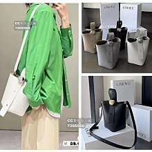 新品上市~KINYO 耐嘉 超植系瞬熱玩美造型直髮梳 KHS-3302國際電壓 旅遊必備 順髮梳 歷史價格詳細信息