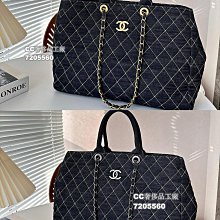 香奈兒鏈袋背包斜背包手拿包兩用包黑色牛皮配銀色錬袋Chanel chain bag 漆皮年輕有型最紅的小香￼小包廢包款 完美剪裁拼接搭配絲質裡 mini coc 歷史價格詳細信息