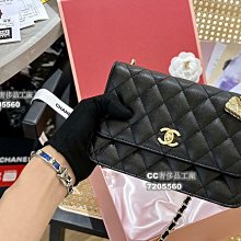 【CC奢侈品工廠】牛皮Chanel早春手工坊手柄包 上身可可愛愛金新款小黑子多了手柄設計，實物看還是非常精致的回越 歷史價格詳細信息