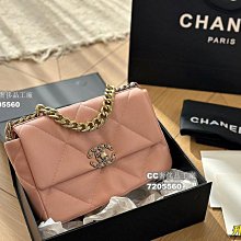 【CC奢侈品工廠】Chanel 19粗花呢 小香19最近好多明星都在背Chanel 19 這款包是由老佛爺Karl 歷史價格詳細信息