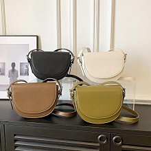 韓系多夾層輕便減壓兒童書包 歷史價格詳細信息