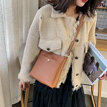 韓國ins 休閒單肩包  斜背包 文藝斜挎包 學院風 休閒單肩包 小方包 側背包 包包 生日禮物 歷史價格詳細信息