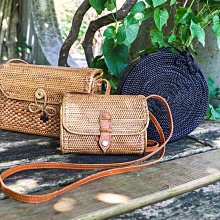 《新色手工藤編包-多色》 極簡 夏日嚴選 藤編包 竹編包 編織包 圓形 橢圓 方型 小方 歷史價格詳細信息