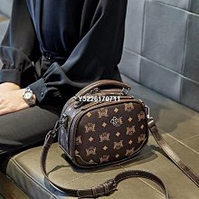 復古真皮小圓包女斜挎包女包2023新款頭層牛皮壓花小眾手提單肩包 歷史價格詳細信息