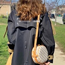 熱銷新款 L老花真皮一字軟底輕便厚底涼鞋 牛皮沙灘涼鞋 海灘女鞋35-42碼涼鞋 明星大牌同款服裝包包 歷史價格詳細信息