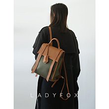 小眾輕便女士雙肩包通勤大容量旅行揹包2023新款大學生簡約書包女 歷史價格詳細信息