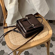 包包女2023新款復古豆腐包高級質感小眾設計小方包百搭斜挎包 歷史價格詳細信息