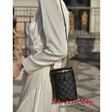 小V私家~ AT 網紅爆款 日常出行 防水尼龍貝殼包 斜背包 單肩包 手機包 小物包 逛街包 2色 (T2022) 歷史價格詳細信息