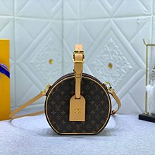 『瑤瑤代購』Lululemon半月包 最新款 頂級貨 原單大牌 時尚百搭運動風小包復古休閒單肩斜挎包47HJ589 歷史價格詳細信息