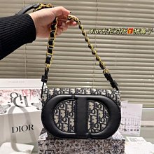 『瑤瑤代購』Lululemon半月包 最新款 頂級貨 原單大牌 時尚百搭運動風小包復古休閒單肩斜挎包47HJ589 歷史價格詳細信息