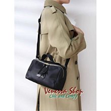 VENESSA~ SD 優雅小香風 經典雙排扣 閃亮手工珠片 小格紋夾花羊毛呢 俐落短版 圓領毛呢小外套 兩色 (G1239) 歷史價格詳細信息