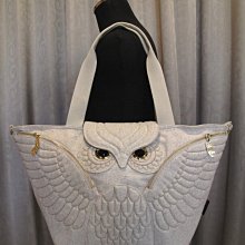 貓頭鷹托特包／媽媽包（卡其），實品拍攝有店面，香港Morn Creations授權販售～最特別的禮物都在奧爾思～ 歷史價格詳細信息