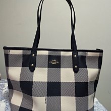 COACH 藍莓緹花LOGO防刮皮革手拿包-白色 歷史價格詳細信息