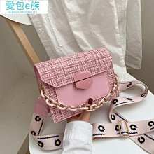 女士背包 夏季新款包 小包包女夏季2022新款潮時尚爆款女包百搭熱門小眾金球鏈條斜背包--麥包包 歷史價格詳細信息