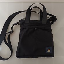 【E-WEAR】側開釦五分短褲 - 兩色 歷史價格詳細信息