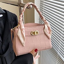 嚴選斜方肌按摩器肩頸揉捏頸椎按摩儀頸部肩膀多功能按摩披肩 歷史價格詳細信息